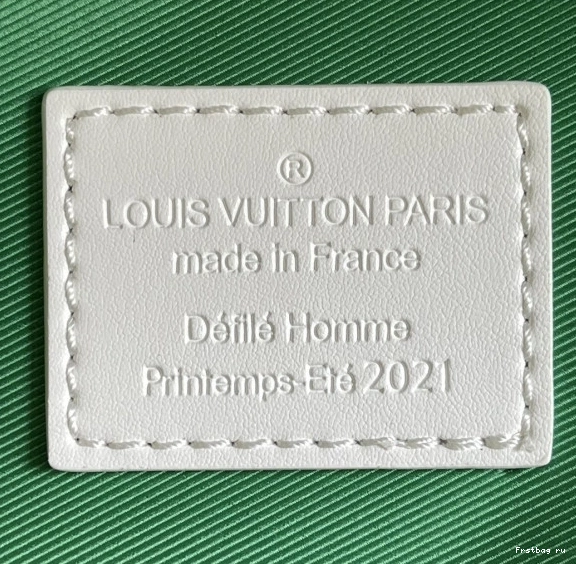First bag ru DISCOVERY BACKPACK VUITTON LOUIS 0803